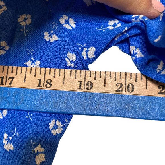 Lulus Maretta Blue and White Floral Print Wrap Midi Dress XS NWT Tie - Picture 8 of 13